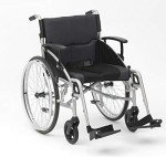 Drive DeVilbiss Phantom Heavy Duty Folding Wheelchair