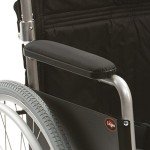 Drive Devilbiss Lightweight 18" Self-Propel Wheelchair