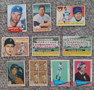 10 Vintage Baseball Cards: Topps, Bowman, Fleer
