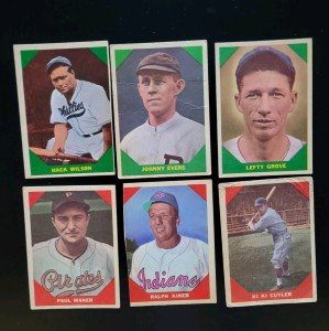 1960 Fleer Baseball Card Lot: Grove & Waner