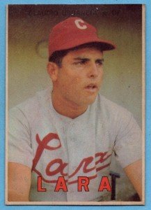 1967 Topps Venezuelan Claudio Urdaneta Sports Card