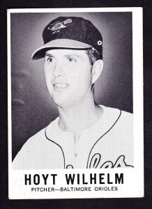 1960 Leaf Hoyt Wilhelm Orioles Baseball Card