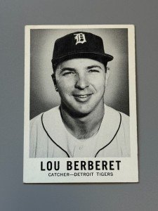 1960 Leaf Baseball Card #24 Lou Berberet