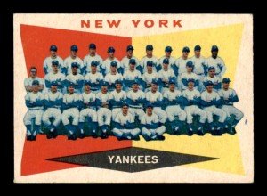 1960 Topps #332 New York Yankees Baseball Card