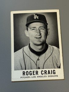 1960 Leaf Baseball Card #8 Roger Craig