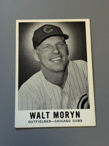 1960 Leaf Baseball Card #17 Walt Moryn
