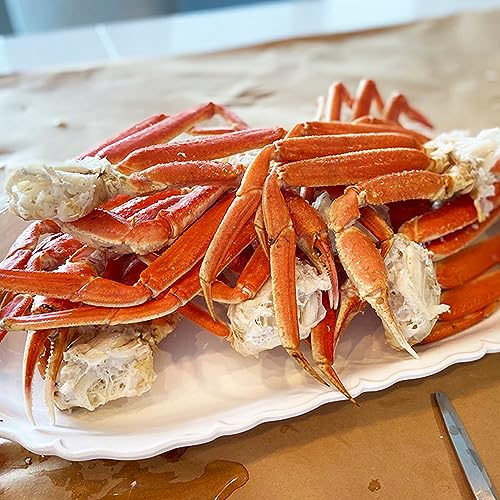 Fresh Alaskan Snow Crab Legs by Cameron's Seafood