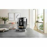De'Longhi Magnifica S Smart Coffee Machine