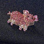 Adorable Cartoon Pig Brooch for Clothes & Bags
