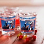 ARUSIMA Trump Shot Glass - 2 PACK Trump Fight Shot Glass, Trump Never Surrender Shot Glasses, Trump Fist Pump Merch, Trump Assassination Stuff, House Warming Gifts, Birthday Gifts for Women & Men