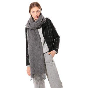 Cozy Cashmere Scarf for Women – Grey Winter Wrap