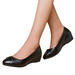 Lightweight Black Pointed Toe Flat Shoes for Women