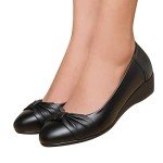 Lightweight Black Pointed Toe Flat Shoes for Women