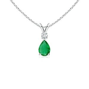 Emerald Teardrop Pendant Necklace with Diamond