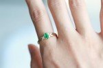 Elegant Emerald and Diamond Engagement Ring for Her