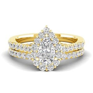 Elegant Pear-Shaped Moissanite Engagement Ring Set