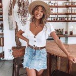 Fashionable Women's Leather Belt with Gold Buckle