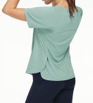 THE GYM PEOPLE Women's Short Sleeve Workout Shirts Lightweight Quick Dry Athletic Tops with Side Slits