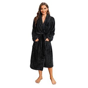 Cozy Pineapple Fleece Robe for Women