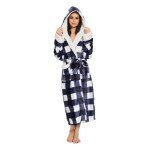 Cozy Women's Hooded Plush Fleece Robe, 2XL/3XL