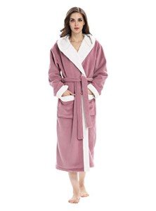 Plush Hooded Bathrobe for Women in Lilac