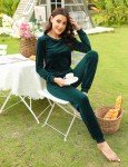 Velour Tracksuit Set for Women – Cozy & Casual