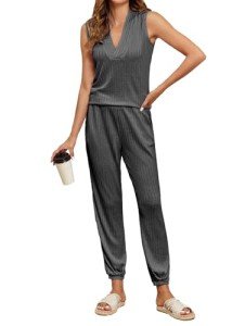 Cozy Charcoal Sleeveless Pajama Set for Women