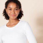 Amazon Essentials Women's Classic-Fit Long-Sleeve Crewneck T-Shirt, White, Medium