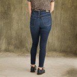 Signature by Levi Strauss & Co. Gold Women's Totally Shaping High Rise Skinny Jeans (Standard and Plus), Sea and Sky, 10