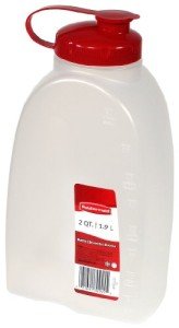 Rubbermaid 2 Quart Servin' Saver Bottle - Red