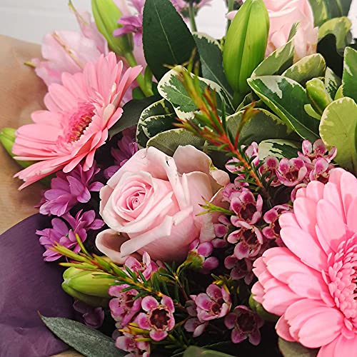 Handgebundener Blumenstrauß für besondere Anlässe