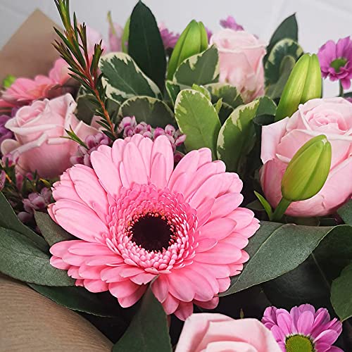 Handgebundener Blumenstrauß für besondere Anlässe