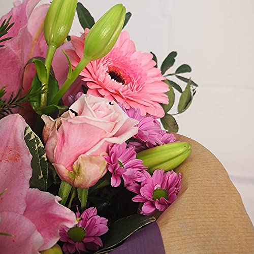 Handgebundener Blumenstrauß für besondere Anlässe