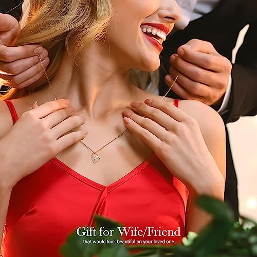 Eternal Rose Gift Box with Necklace