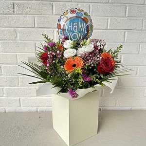 Thank You Bouquet Fresh Mixes Flowers, Letting Someone Know That You are Thankful. Thank You Balloon, Free UK Next Working Day Delivery
