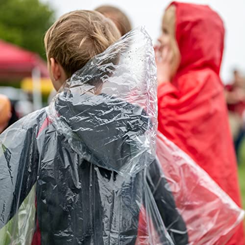 BLUE PANDA Juvale 20-Pack Disposable Rain Ponchos for Kids - Emergency Plastic Raincoats with Hood for Boys and Girls (4 Colors, Clear)
