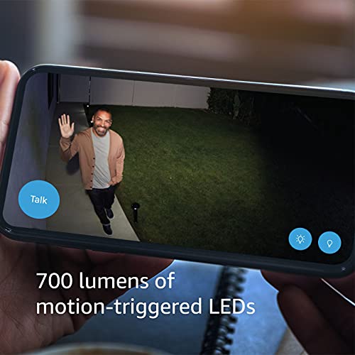 Blink Outdoor 3rd Gen + Floodlight â wireless, 2-year battery life, HD floodlight mount and smart security camera, 700 lumens, motion detection, set up in minutes - 1 camera kit (Black)