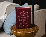 Daily Devotions: 365 Days with Charles F. Stanley