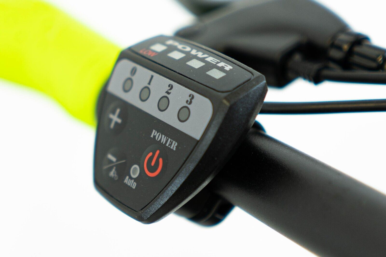 Hunter e-MTB: Powerful Electric Mountain Bike, Integrated Lithium
