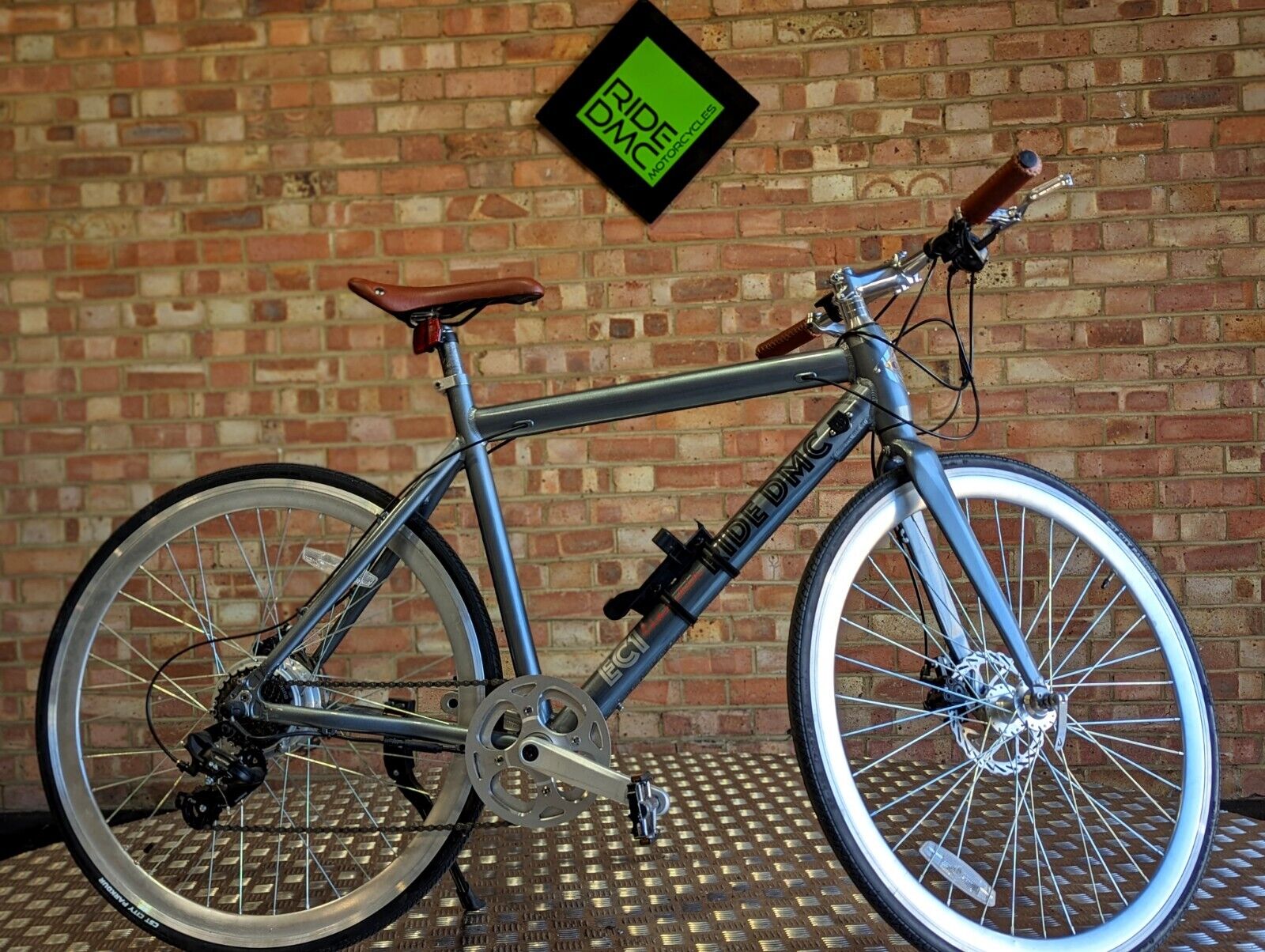 Hybrid Electric Bicycle for Gents - Lightweight E-bike