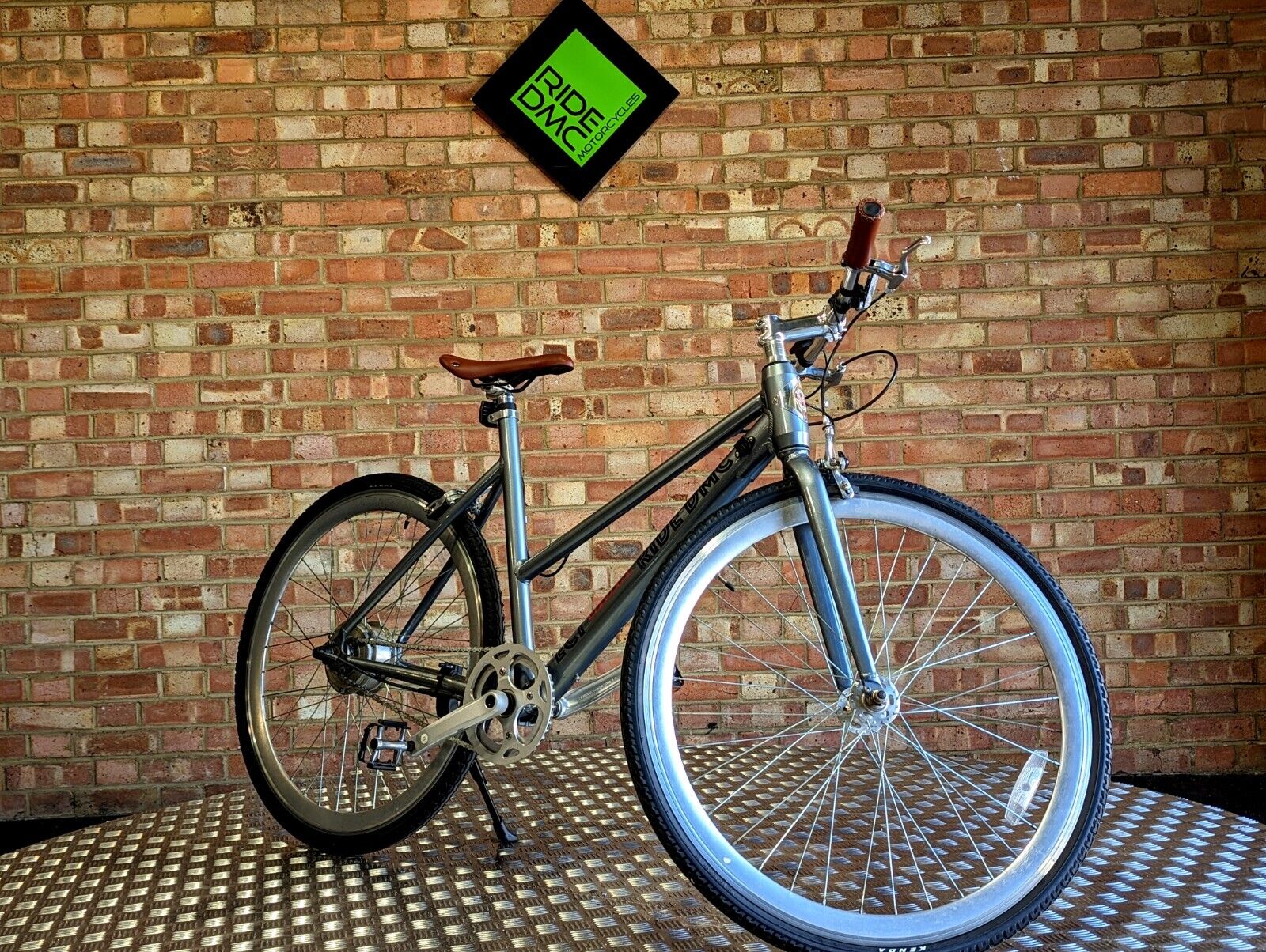 Hybrid Electric Bicycle for Gents - Lightweight E-bike