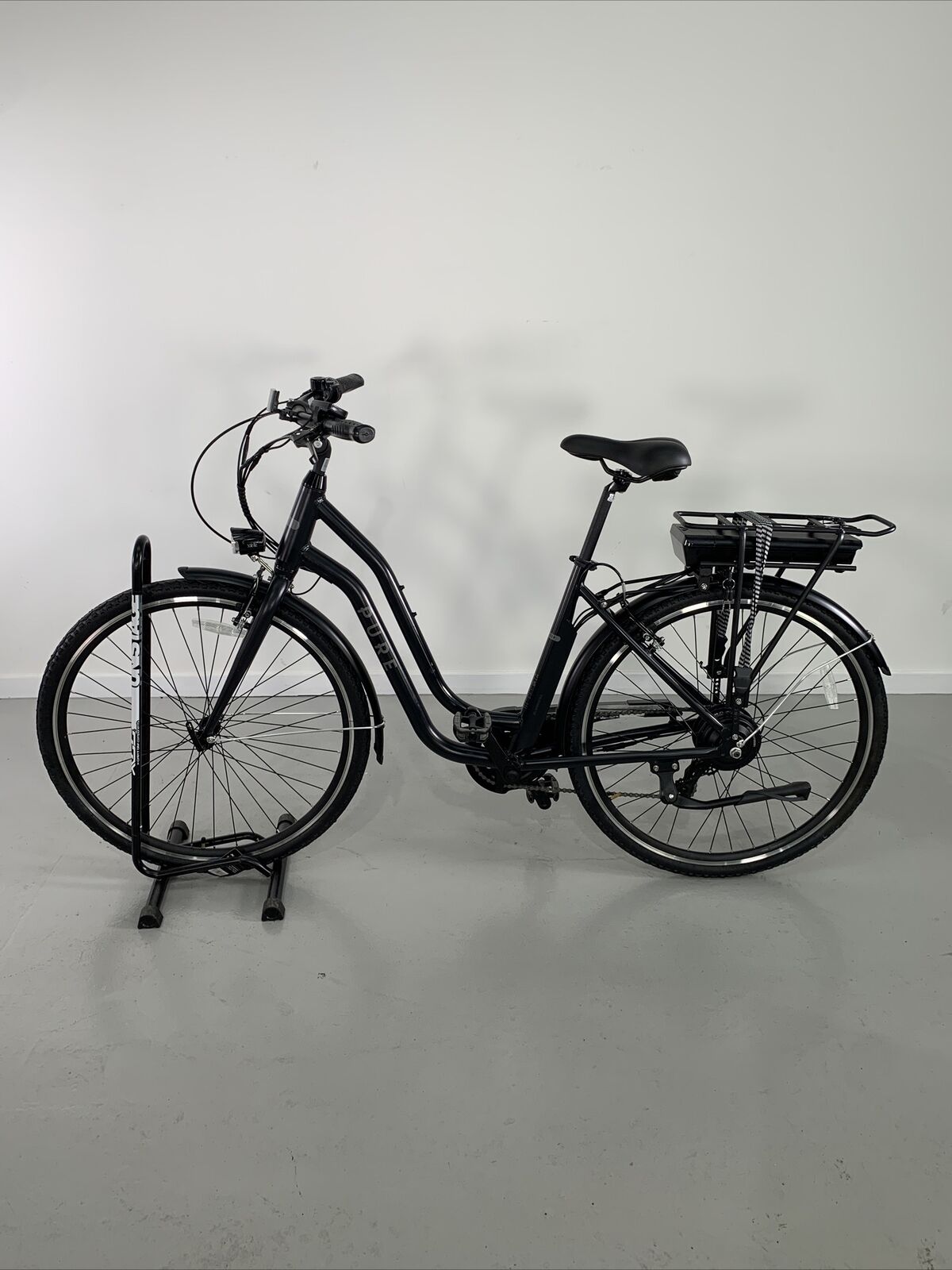 Pure Free City Electric Bike - Hybrid Bicycle