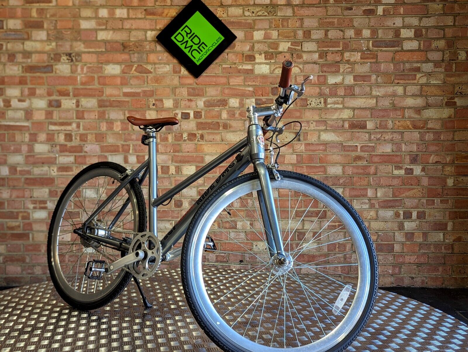 Ladies City Hybrid Electric Bicycle - Lightweight, UK Stock