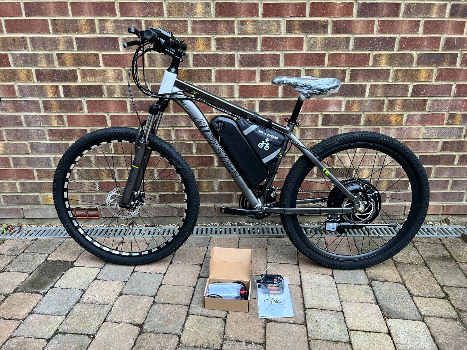 Fast Electric Mountain Bike: 1500w 35mph 29