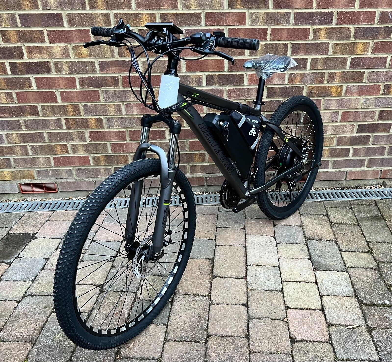 Fast Electric Mountain Bike: 1500w 35mph 29