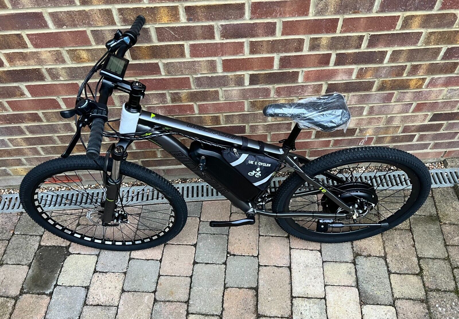Fast Electric Mountain Bike: 1500w 35mph 29