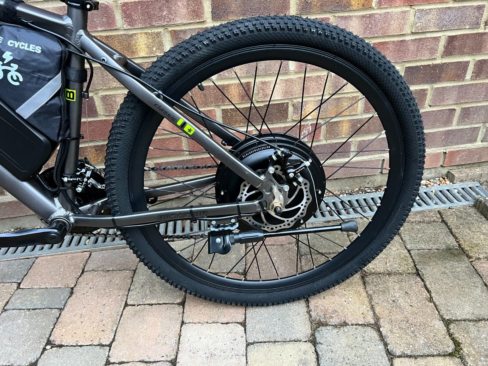 Fast Electric Mountain Bike: 1500w 35mph 29