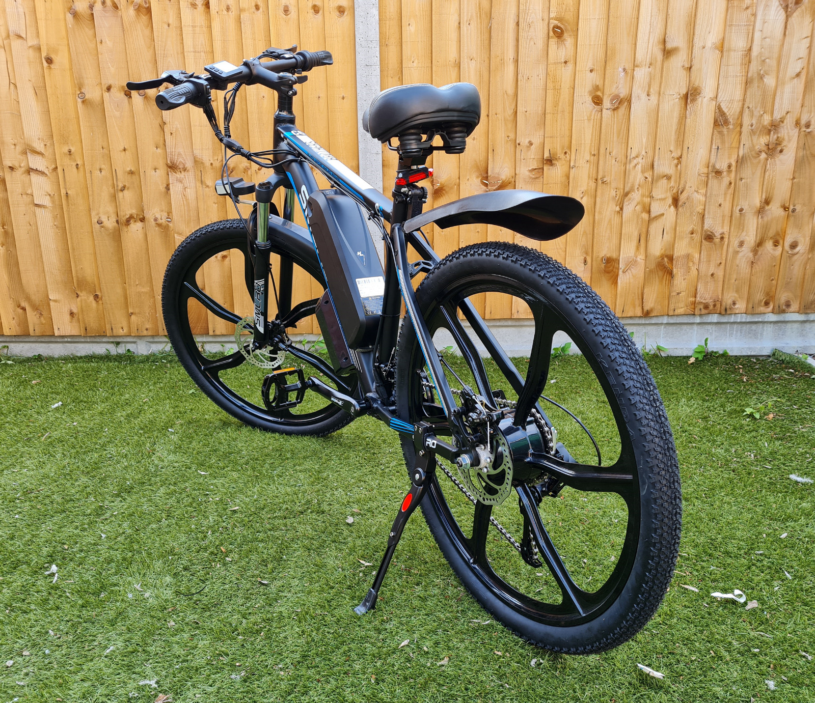 26" Electric Mountain Bike - E-Citybike by Magna