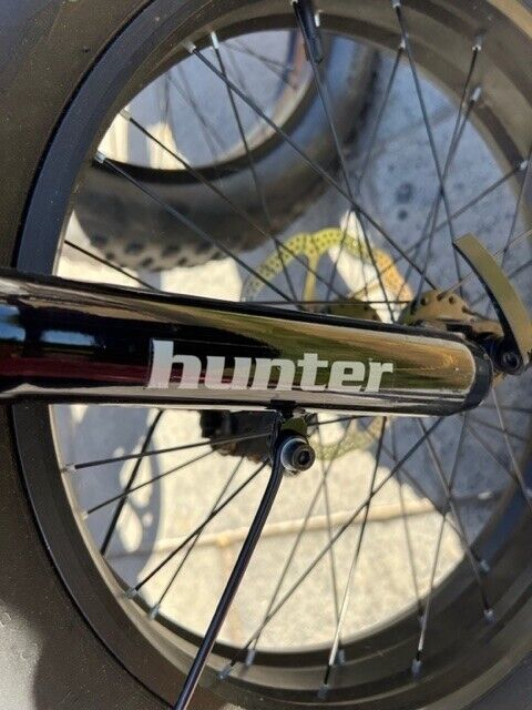 Black Fat Tyre Folding E-Bike