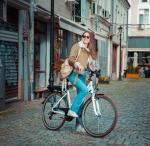 Women's 28" E-Bike with 250W Motor